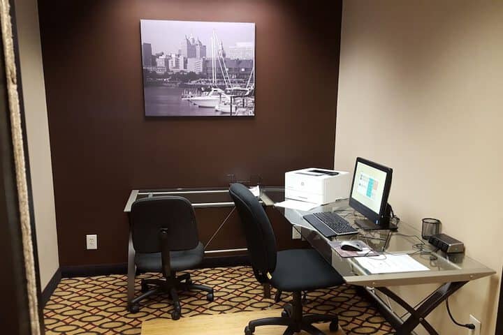 Business Center 40 of 42