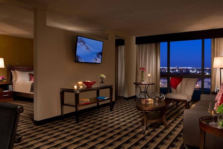 Room 15 of 42